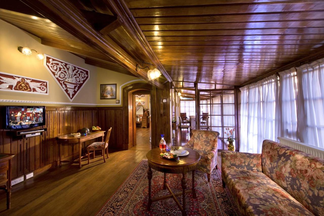 Welcomheritage Fernhills Royal Palace Ооти Екстериор снимка